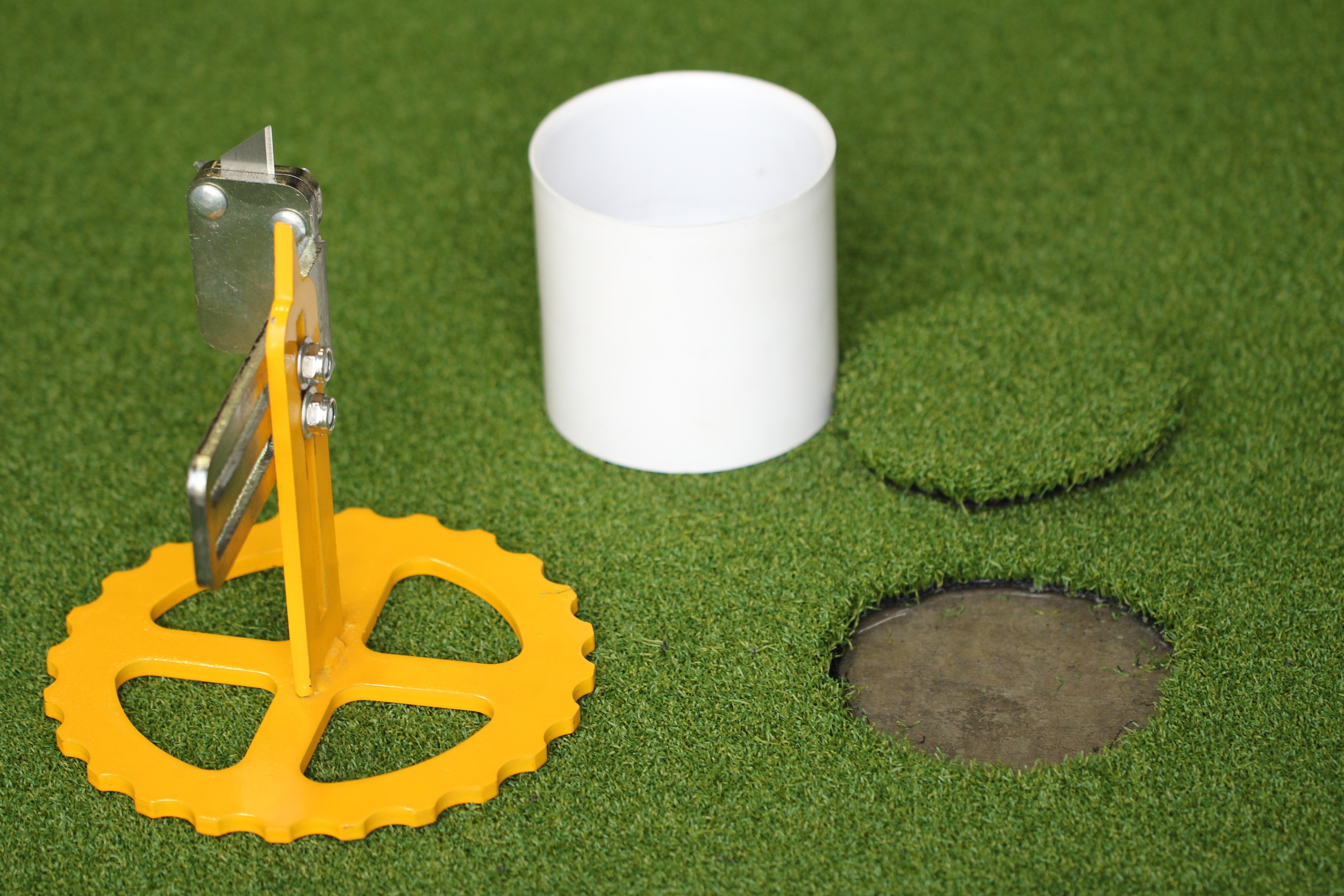 Circle Cutter Synthetic Grass Synthetic Grass Tools Installation Portland, Oregon